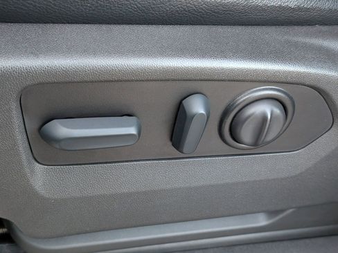 Used 2022 Chevrolet Silverado 1500 RST w/ LPO, Blackout Package image 21