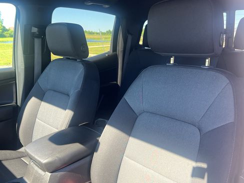 Used 2023 Chevrolet Colorado Trail Boss w/ Technology Package AWD/4WD image 16