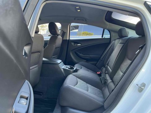 Used 2019 Chevrolet Volt LT FWD image 70