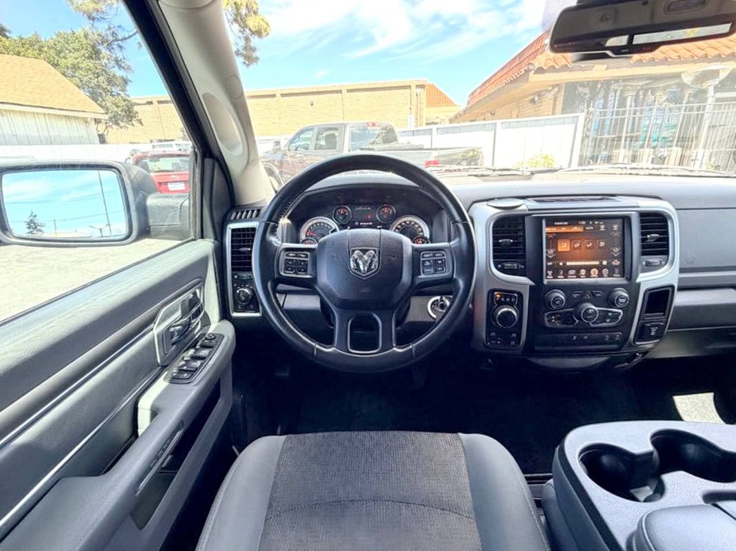 Used 2017 RAM 1500 Big Horn AWD/4WD image 26