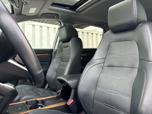 Used 2022 Honda CR-V Touring image 23