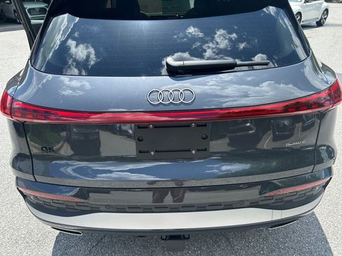 Used 2025 Audi Q5 Premium Plus AWD/4WD image 13