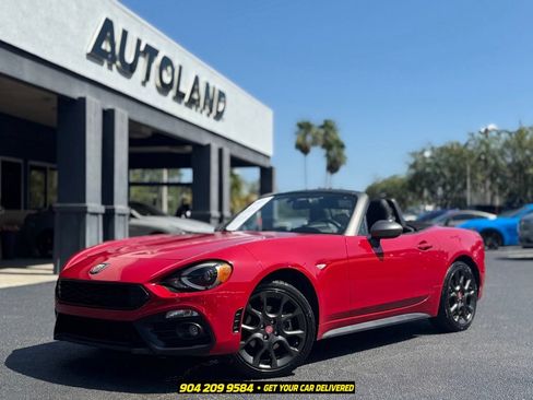 Used 2017 FIAT 124 Spider Abarth RWD image 1
