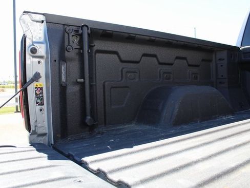 Used 2024 GMC Sierra 1500 AT4 w/ Technology Package image 19