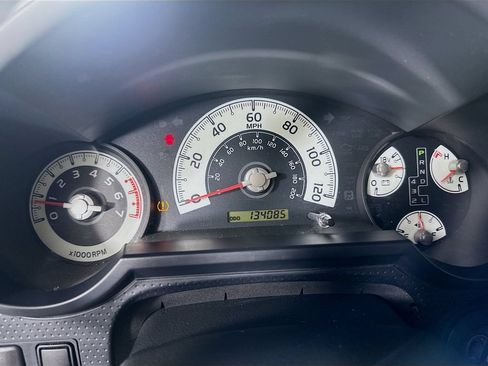 Used 2010 Toyota FJ Cruiser 4WD image 12