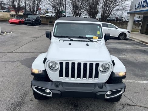 Used 2022 Jeep Gladiator Overland image 9