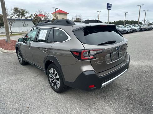 Used 2023 Subaru Outback Limited image 9