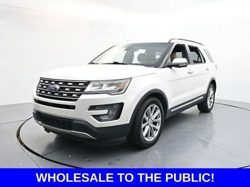 Used 2017 Ford Explorer Limited w/ Equipment Group 301A image 3