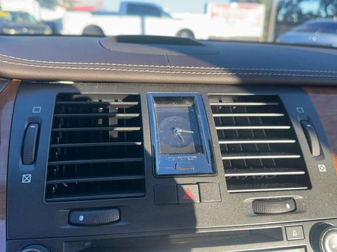 Used 2008 Cadillac DTS Performance w/ Platinum Edition image 32