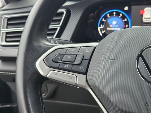 Used 2024 Volkswagen Atlas Cross Sport SEL Premium R-Line image 25