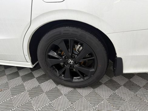 Used 2023 Honda Odyssey Sport image 21