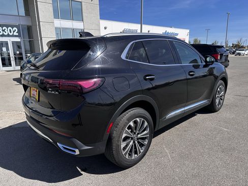Used 2025 Buick Envision Preferred AWD/4WD image 4