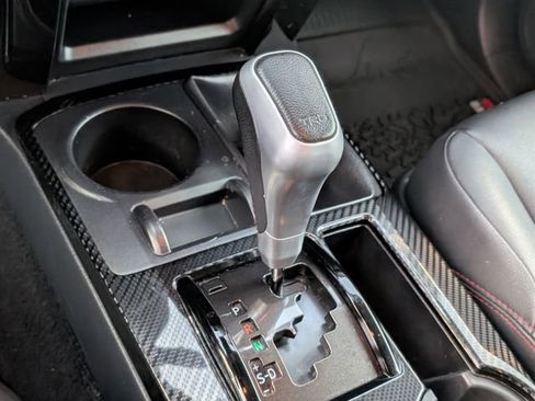 Used 2020 Toyota 4Runner TRD Off-Road Premium image 15