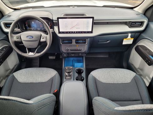 New 2025 Ford Maverick XLT w/ XLT Luxury Package image 31