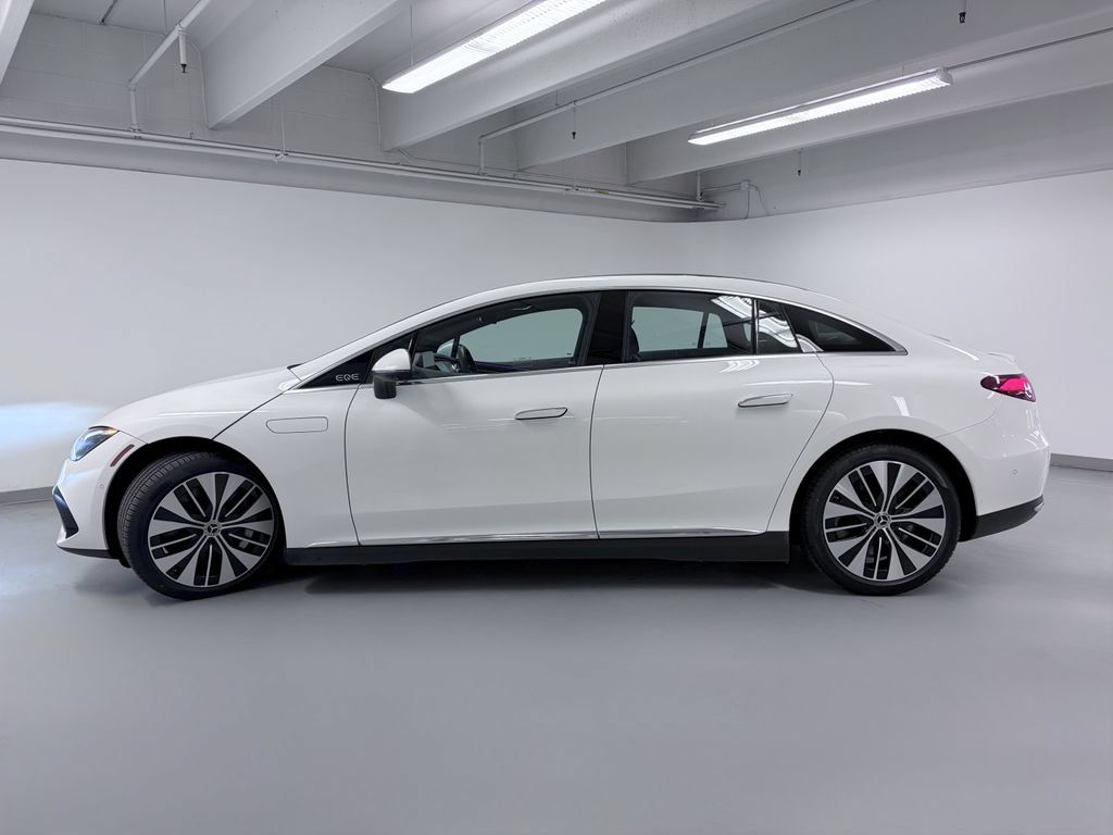 Used 2023 Mercedes-Benz EQE 350+ 4MATIC Sedan image 4