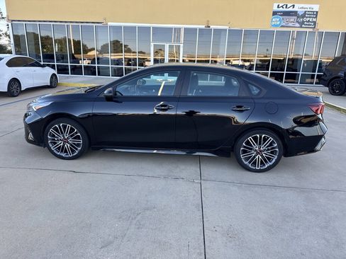 Used 2023 Kia Forte GT image 29