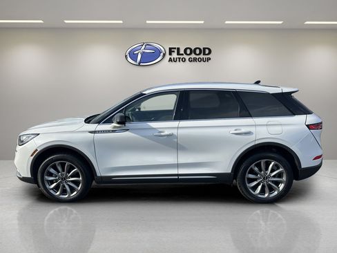 Used 2022 Lincoln Corsair AWD w/ Premium Package image 5