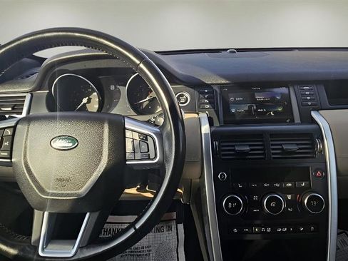 Used 2019 Land Rover Discovery Sport HSE AWD/4WD image 15