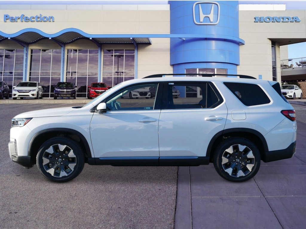 New 2026 Honda Pilot Elite image 2