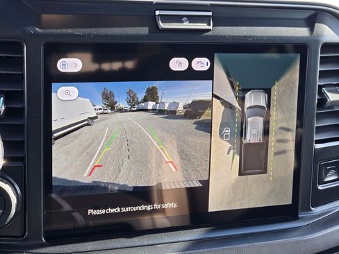 New 2026 Ford F350 Platinum w/ FX4 Off-Road Package image 24