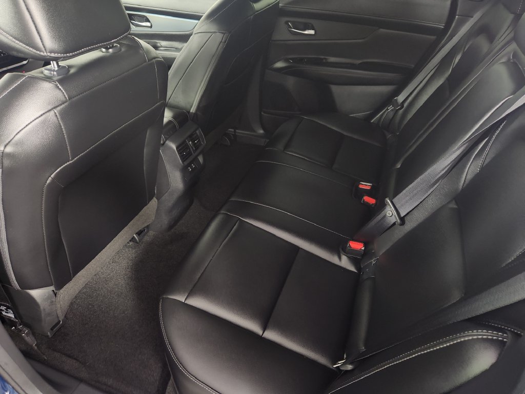 Certified 2025 Nissan Murano SL w/ Cargo Package AWD/4WD image 16