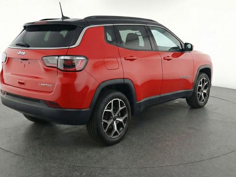 Used 2025 Jeep Compass Limited AWD/4WD image 9