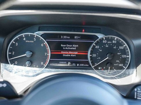 Used 2024 Nissan Rogue S FWD image 23