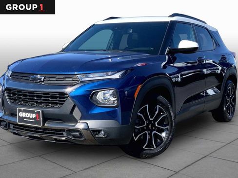 Certified 2023 Chevrolet TrailBlazer ACTIV w/ Sun and Liftgate Package FWD image 1