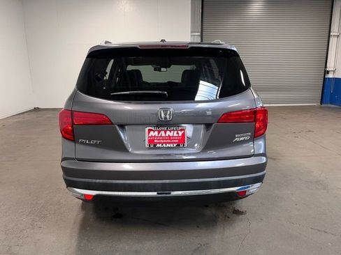Used 2017 Honda Pilot Touring image 4