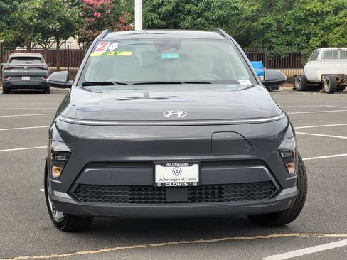 Used 2024 Hyundai Kona SEL FWD image 3