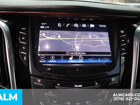 Used 2017 Cadillac Escalade Luxury image 38