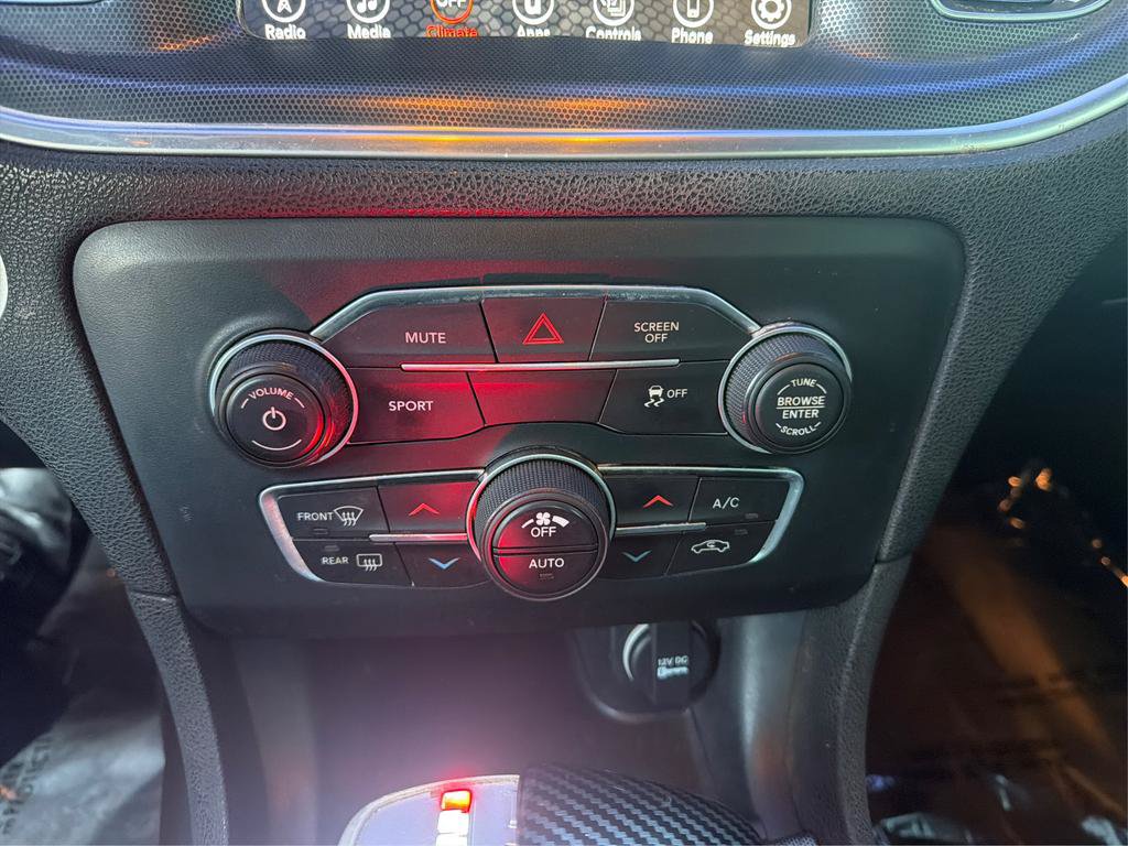 Used 2017 Dodge Charger R/T RWD image 27