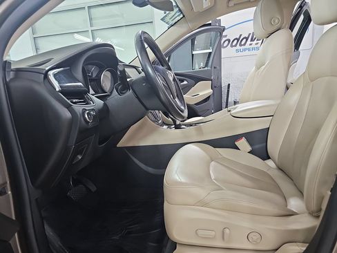 Used 2017 Buick Envision Essence AWD/4WD image 18