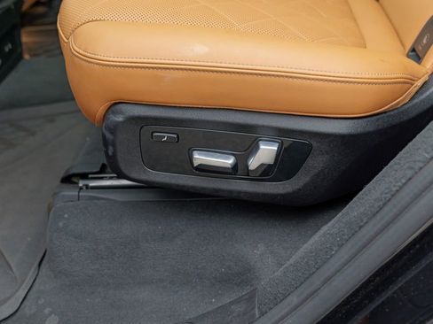 Used 2023 BMW X7 xDrive40i w/ M Sport Package image 32