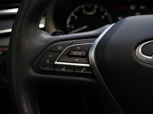 Used 2023 INFINITI QX50 Sport image 25