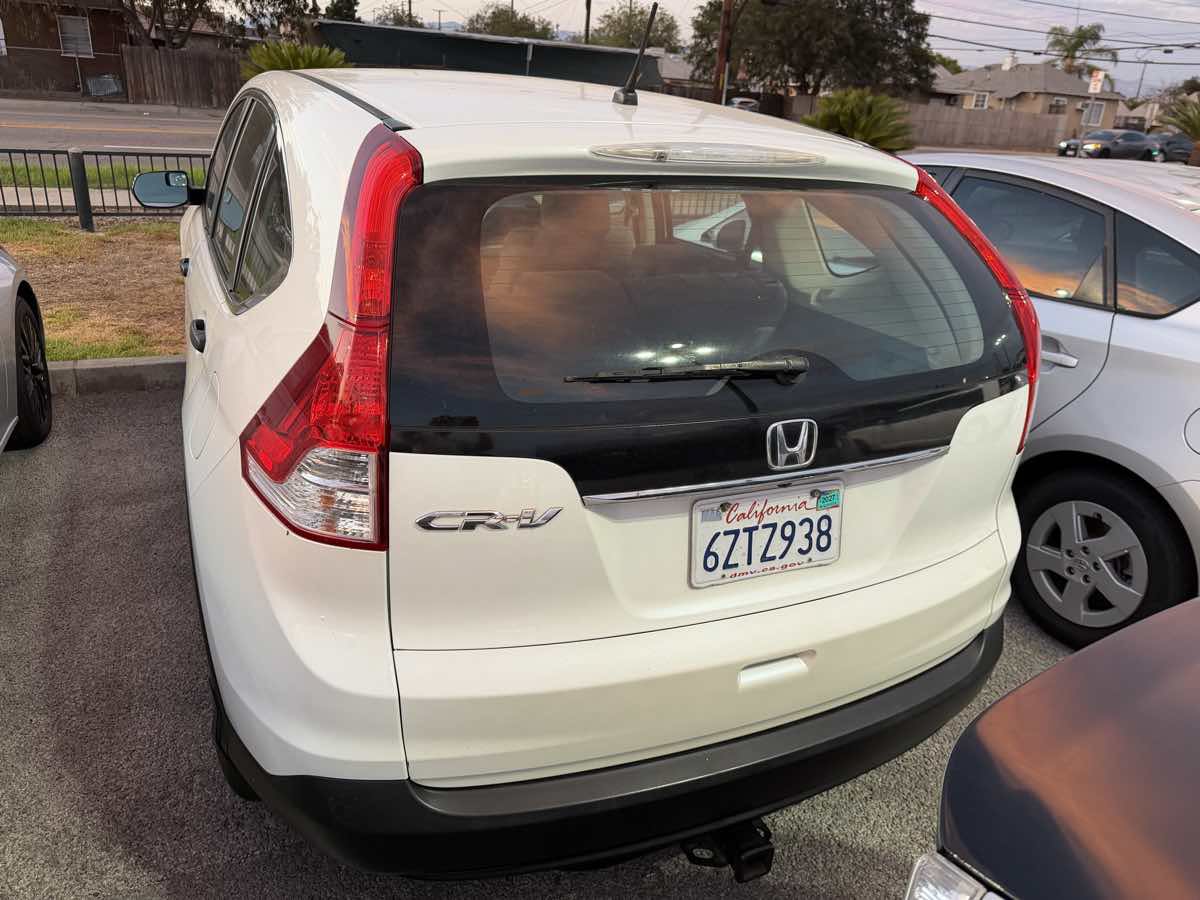 Used 2013 Honda CR-V LX image 3