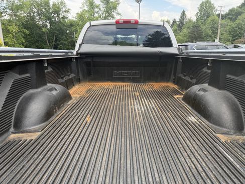 Used 2003 Dodge Ram 2500 Truck ST AWD/4WD image 14