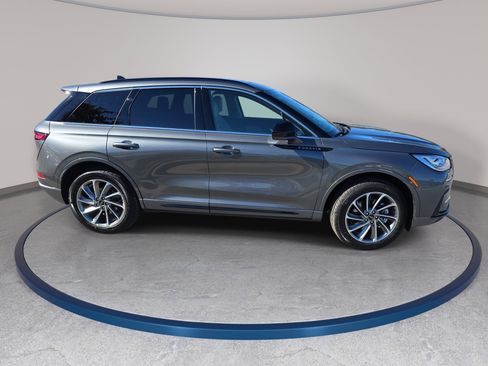 New 2026 Lincoln Corsair Grand Touring AWD/4WD image 4