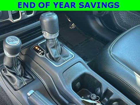 Used 2022 Jeep Wrangler Unlimited Sahara w/ Cold Weather Group image 29