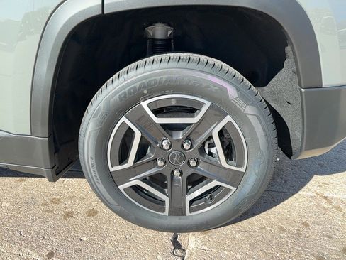 New 2026 Jeep Cherokee Limited AWD/4WD image 9