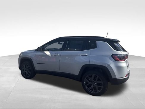 New 2026 Jeep Compass Limited image 5