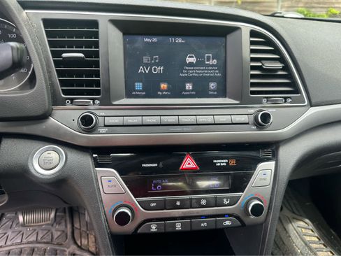 Used 2017 Hyundai Elantra Value Edition w/ Cargo Package FWD image 13