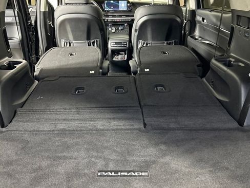Used 2025 Hyundai Palisade Limited image 23