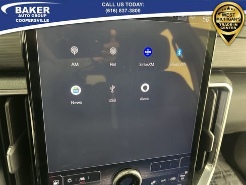 Used 2025 GMC Acadia Elevation image 14