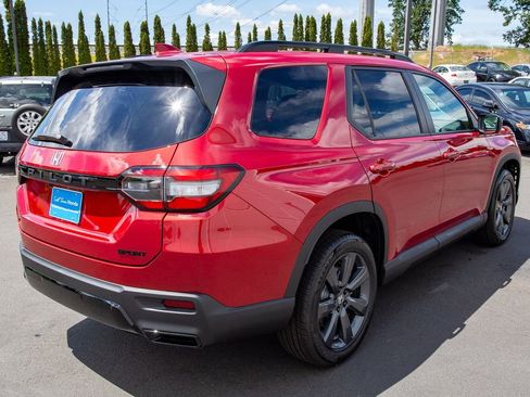 New 2026 Honda Pilot Sport image 6