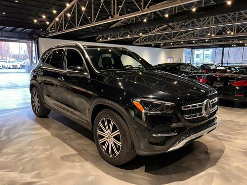 Used 2024 Mercedes-Benz GLE 350 4MATIC image 7