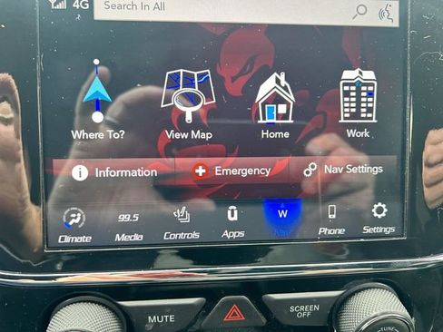Used 2021 Jeep Grand Cherokee Laredo X RWD image 22
