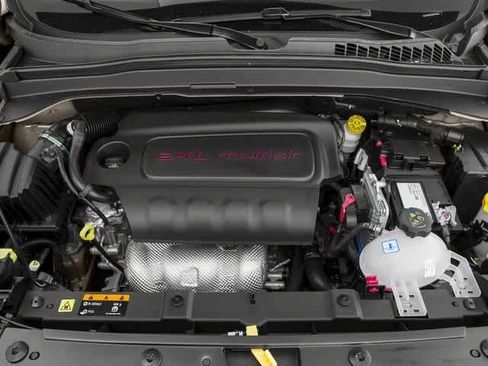 Used 2017 Jeep Renegade Sport w/ Power & Air Group image 16