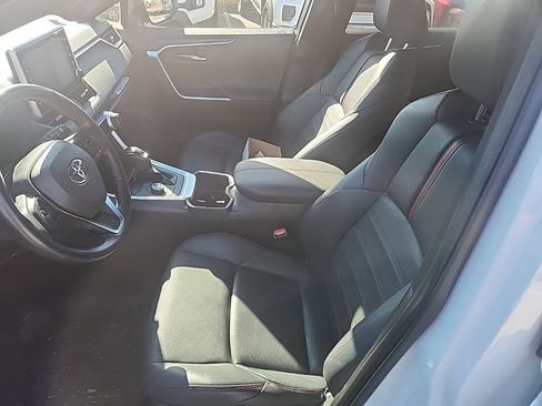 Used 2022 Toyota RAV4 XSE image 10