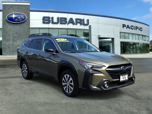 Certified 2024 Subaru Outback Premium AWD/4WD image 1